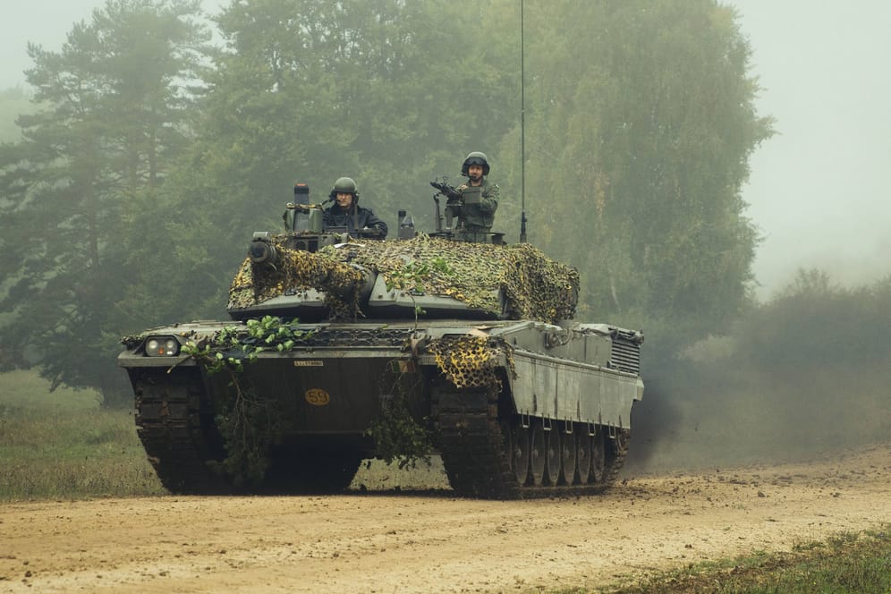 Der britische Challenger 2: Großbritannien wird den Kampfpanzer an die Ukraine liefern.