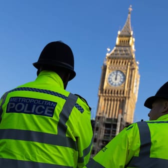 Londoner Polizei (Symbolbild): Es sind nicht die ersten Vergewaltigungen durch einen Polizisten der Metropolitan Police, die publik werden.