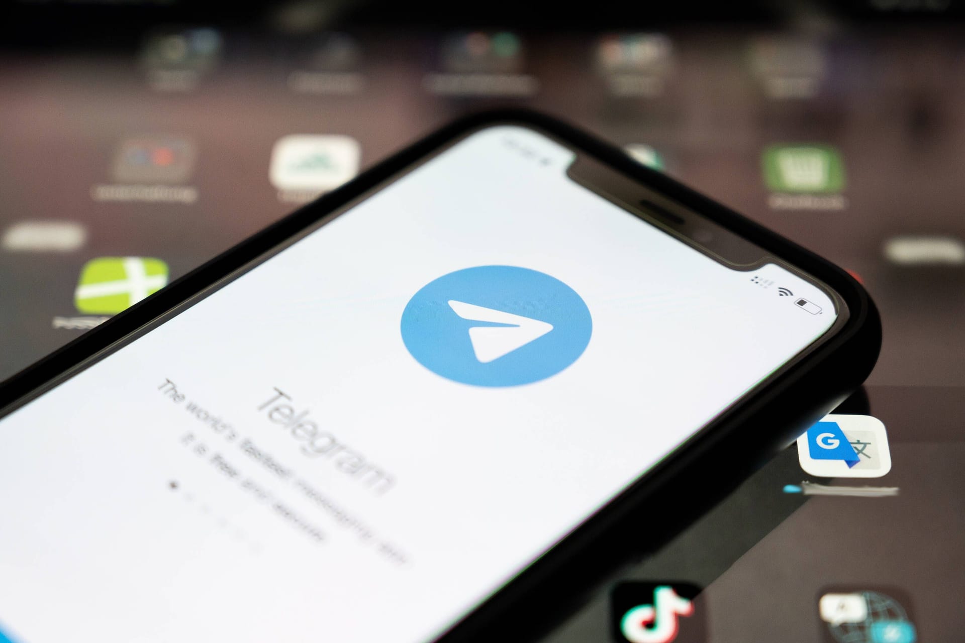 Telegram ohne Handynummer: Auf verschiedenen Websites finden Sie Nummer, die sich speziell für den Messenger nutzen lassen.