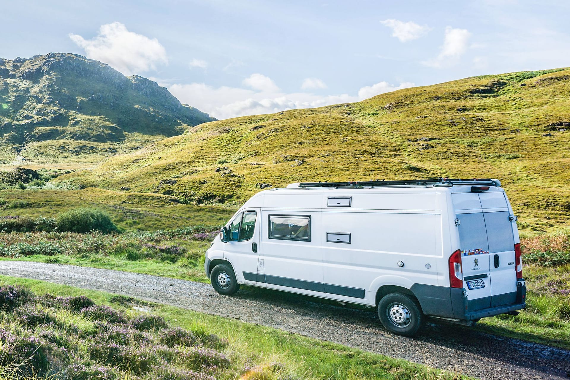 Vom kleinen Bus bis zum großen Vollintegrierten: Unter Wohnmobilen ist die Auswahl schier endlos. Jede Variante hat seine typischen Vor- und Nachteile.