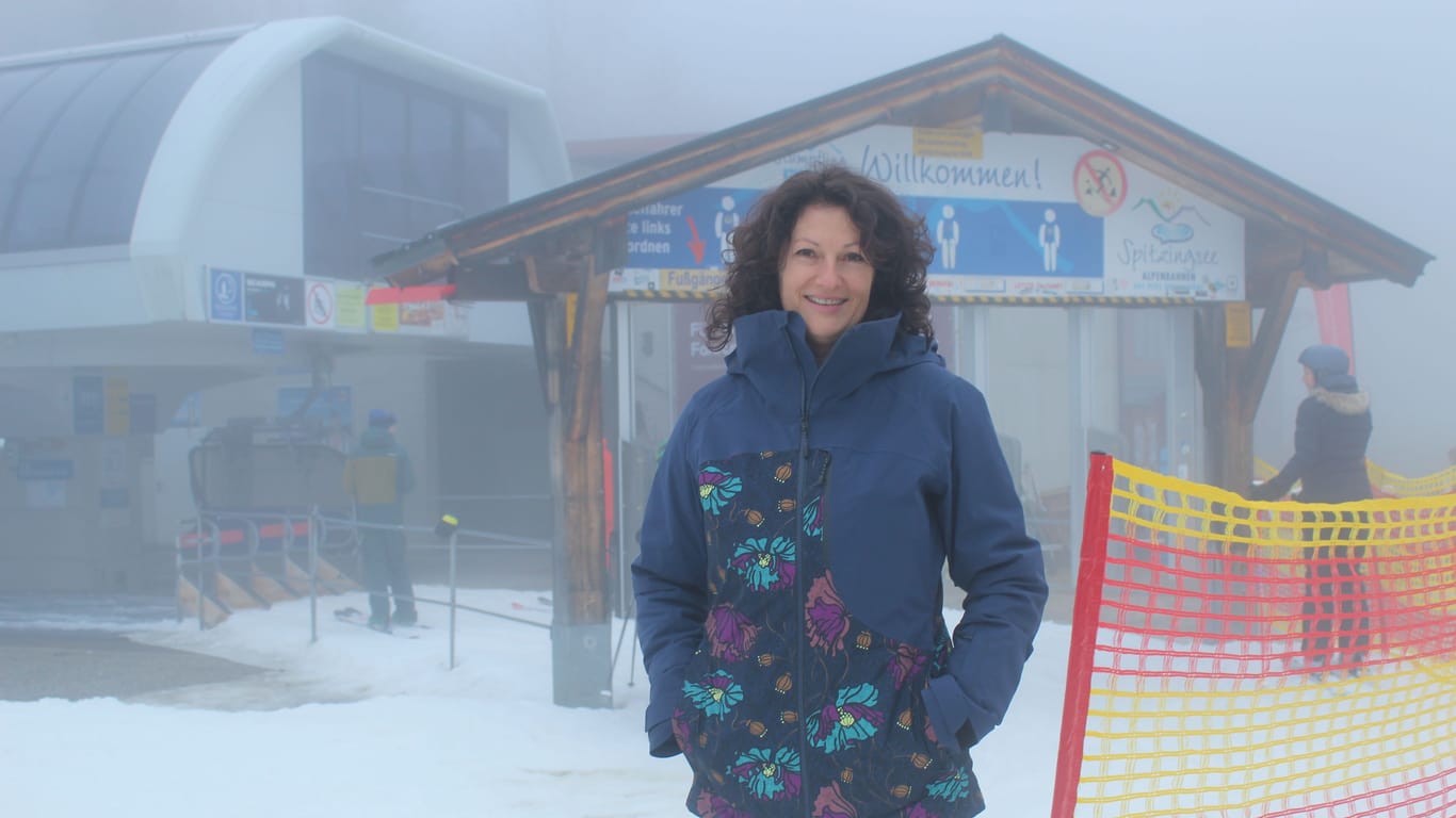 Antonia Asenstorfer ist Geschäftsführerin vom Skipass-Verband "Alpen Plus Partner". Der betreibt auch die Seilbahn am Spitzingsee.