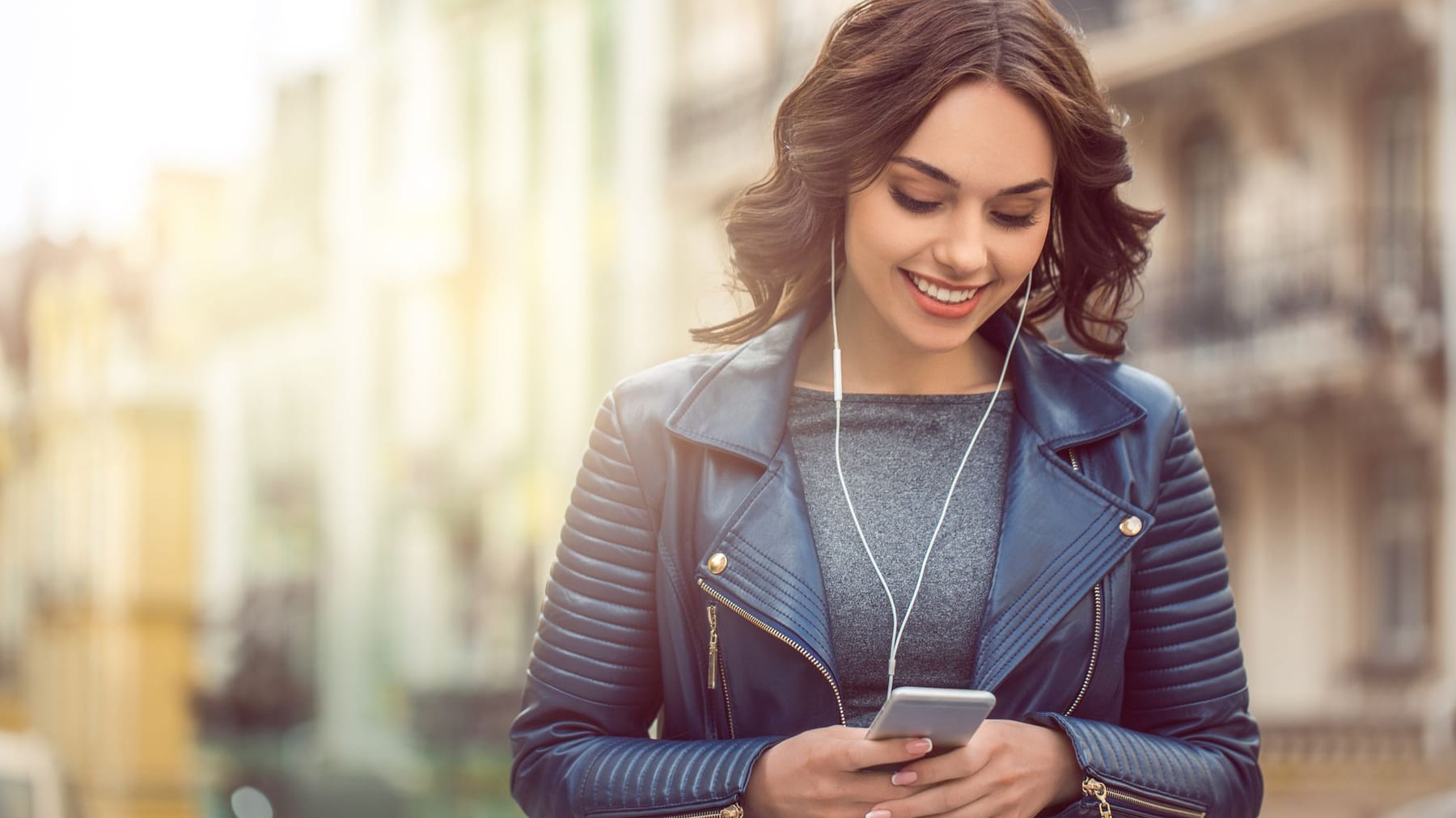 WhatsAppStatus glücklich Sprüche, die Freude ausdrücken