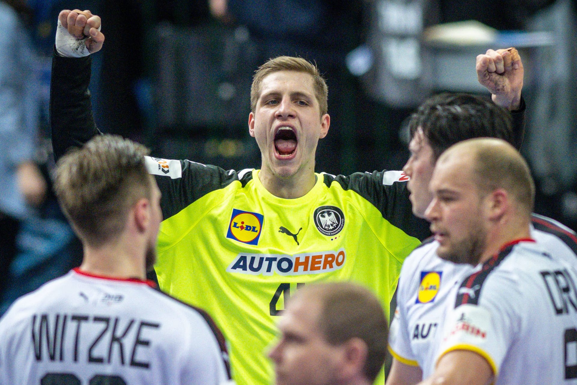 Joel Birlehm jubelt: Die deutschen Handballer glänzten gegen Argentinien.