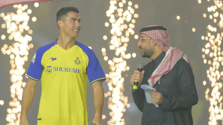 Cristiano Ronaldo bei seiner Präsentation in Riad: Der Portugiese hätte das Spiel am Donnerstag ohnehin verpasst.