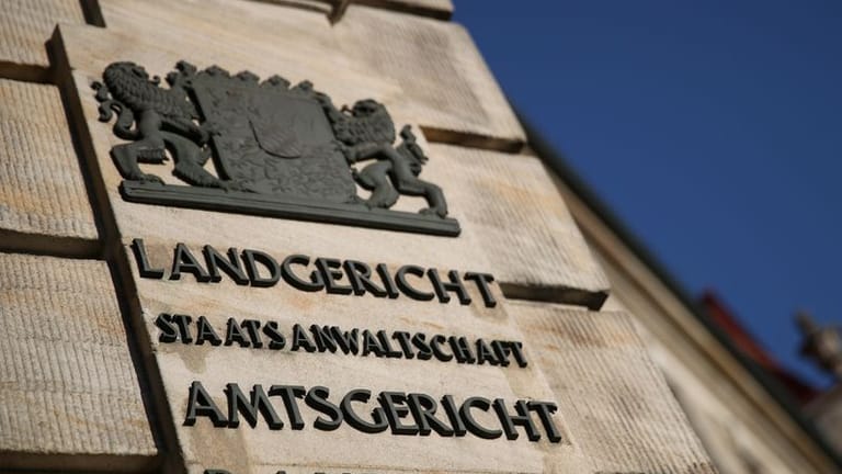 Außenansicht des Landgerichts Bayreuth: Hier wurde der Tochter und ihrem Freund der Prozess gemacht.