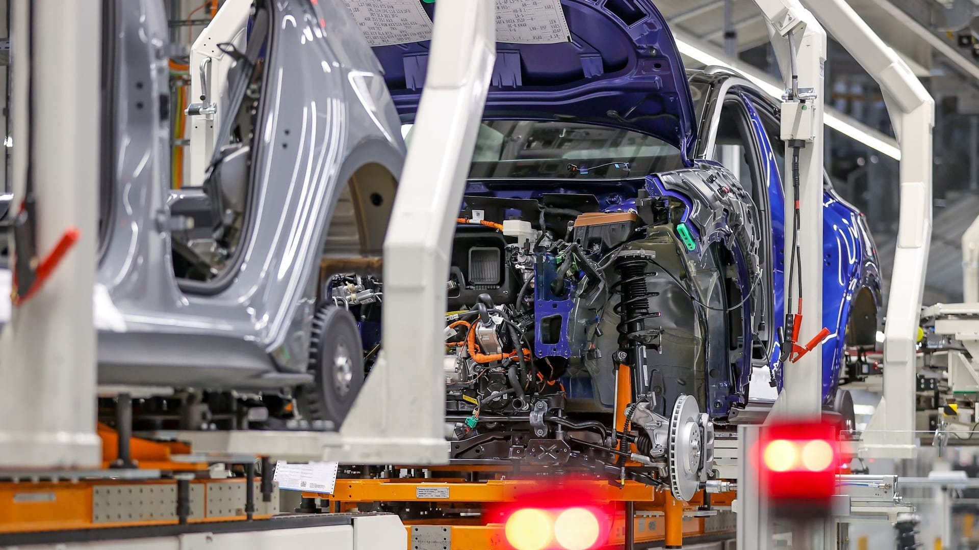 Produktion von Fahrzeugen Produktion von Fahrzeugen