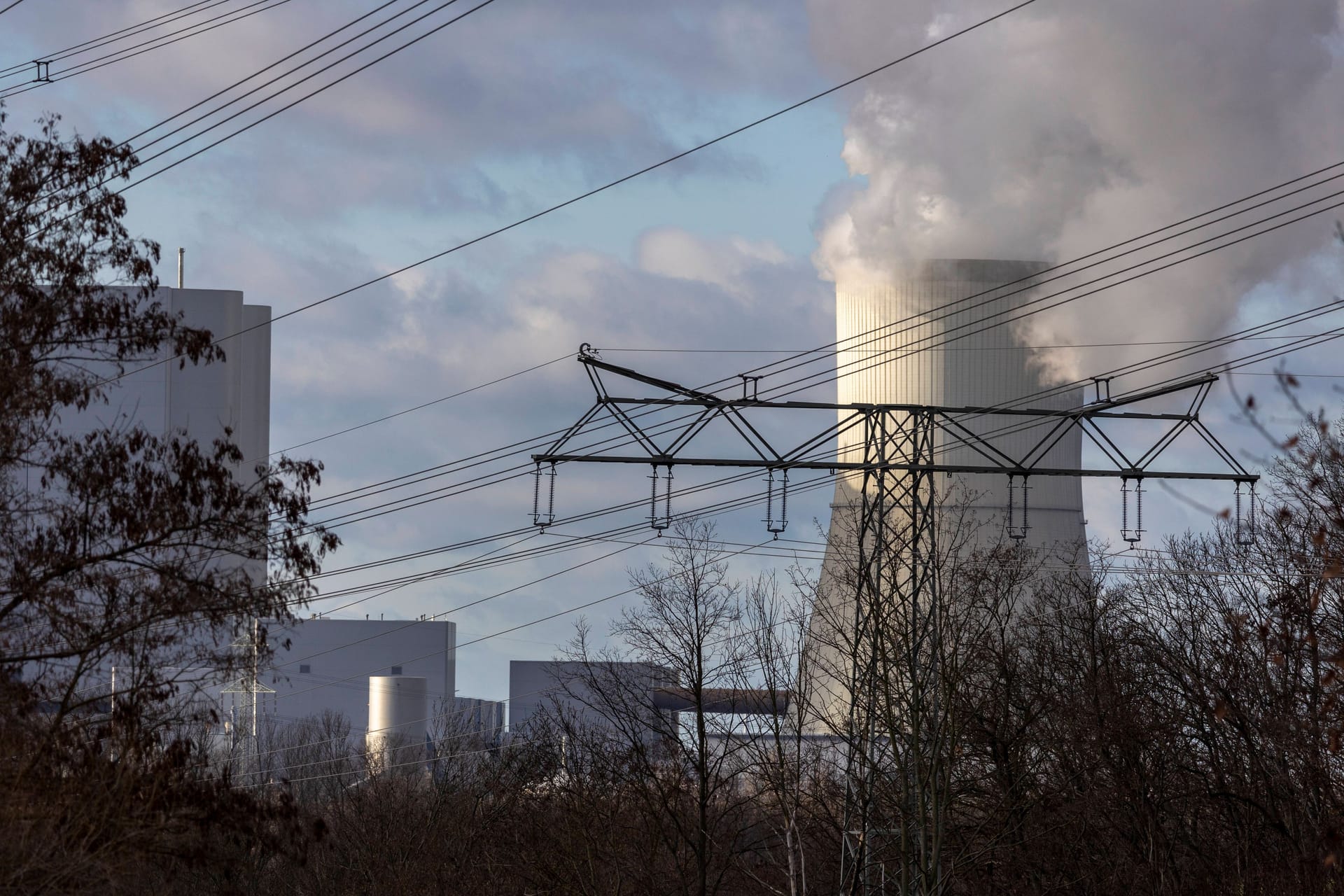 Kohlekraftwerk Lippendorf bei Leipzig: Energie wurde im vergangenen Jahr wieder verstärkt aus Kohle erzeugt.