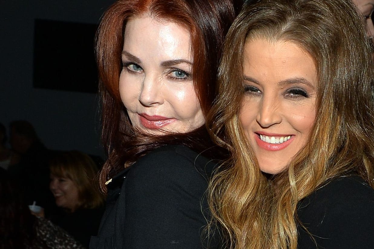 Priscilla und Lisa Marie Presley: Hier posierten Mutter und Tochter im September 2013.