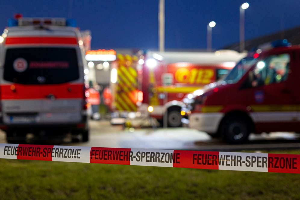 Ein Großaufgebot an Rettungskräften war an der Suche beteiligt: Ein Freund des Toten wurde festgenommen.