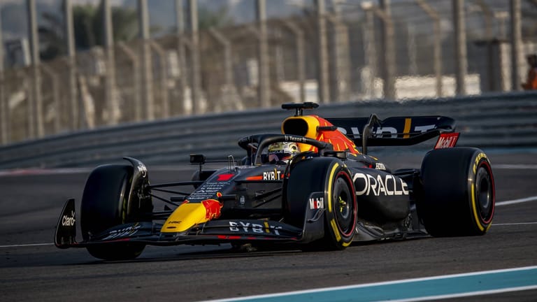 Formel-1-Weltmeister Max Verstappen in seinem Boliden: Wollte Saudi-Arabien die Rennserie kaufen?