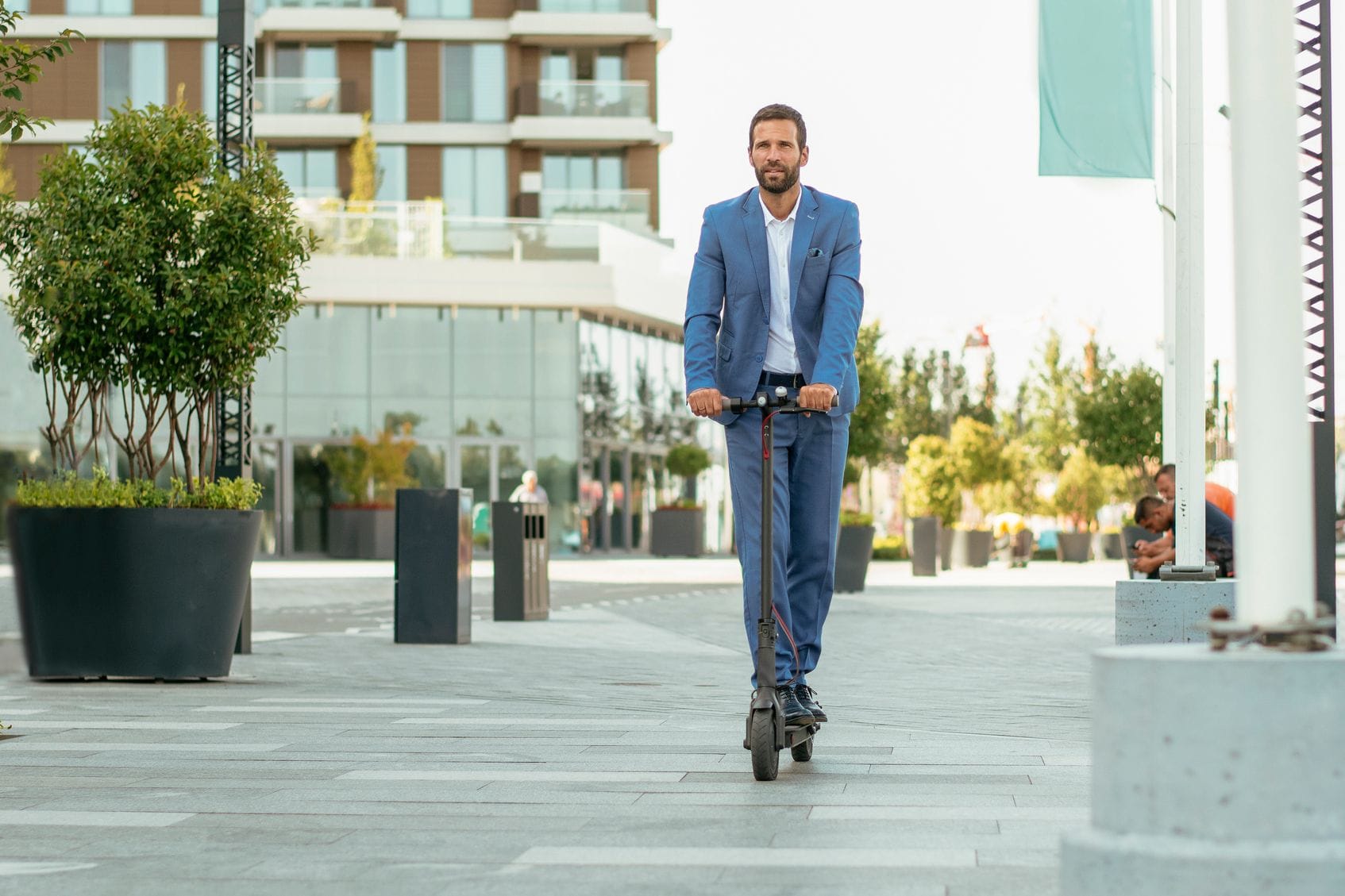 E-Scooter Reichweite: Im Normalfall hält ein Akku bis zu 80 km.