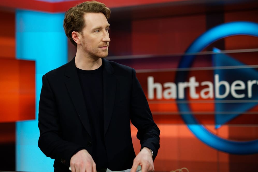 Louis Klamroth: Er ist der neue Moderator der ARD-Polit-Sendung "Hart aber fair".
