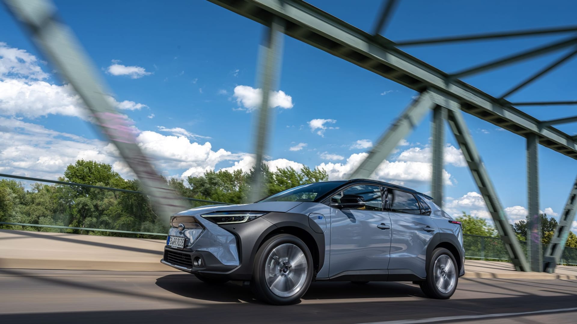 Nachzügler unter den Stromern: Mit dem Solterra bringt Subaru endlich sein erstes Elektroauto auf den Markt. Als Vorlage diente der Toyota Bz4X.