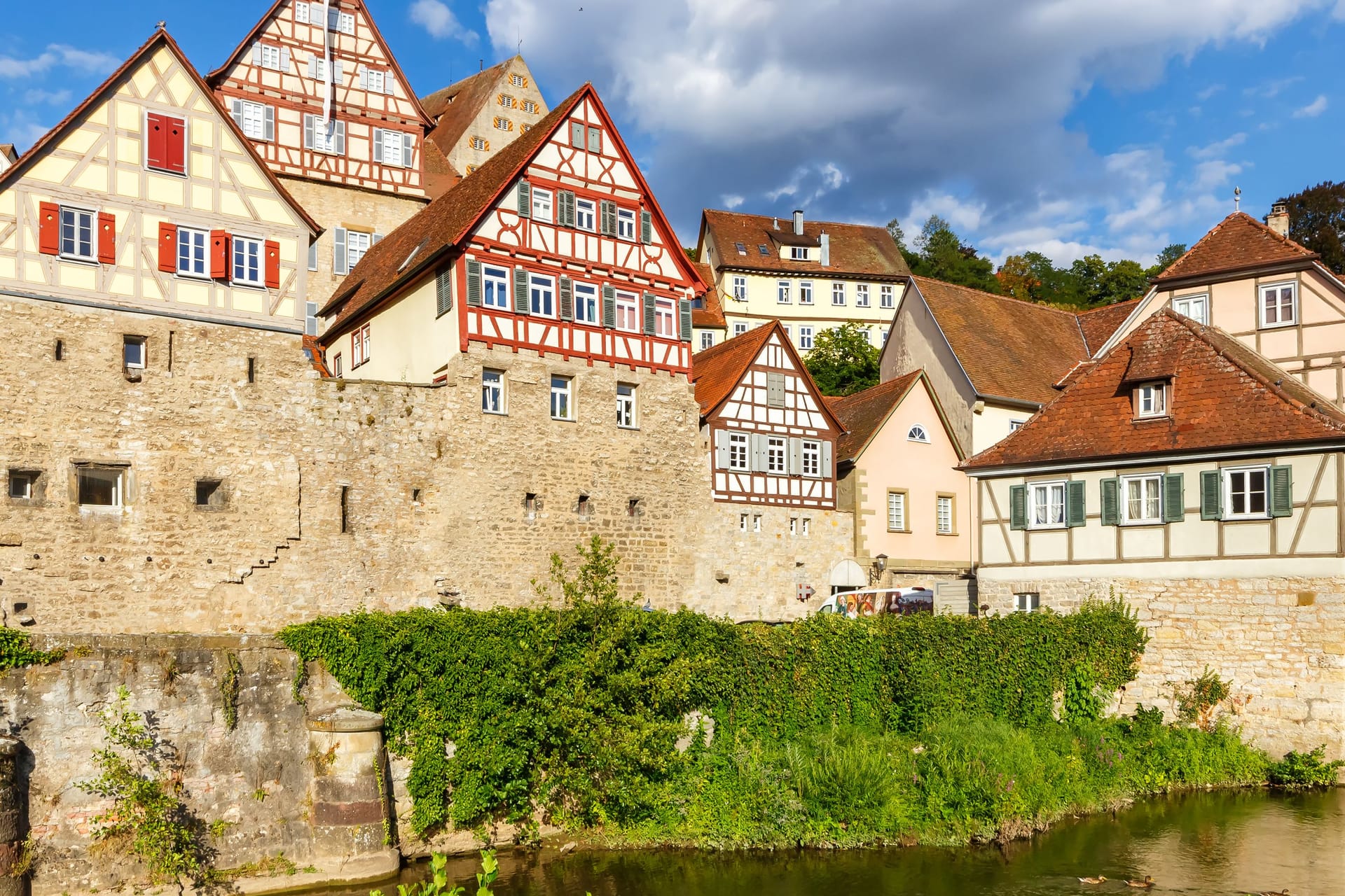 Idyllisches Schwäbisch Hall (Archivbild): Hier vermuten die Ermittler einen Zusammenhang zwischen mehreren Fällen, in denen ältere Frauen getötet wurden.