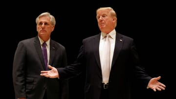 Wer hat wen in der Hand? McCarthy und Trump im Jahr 2018
