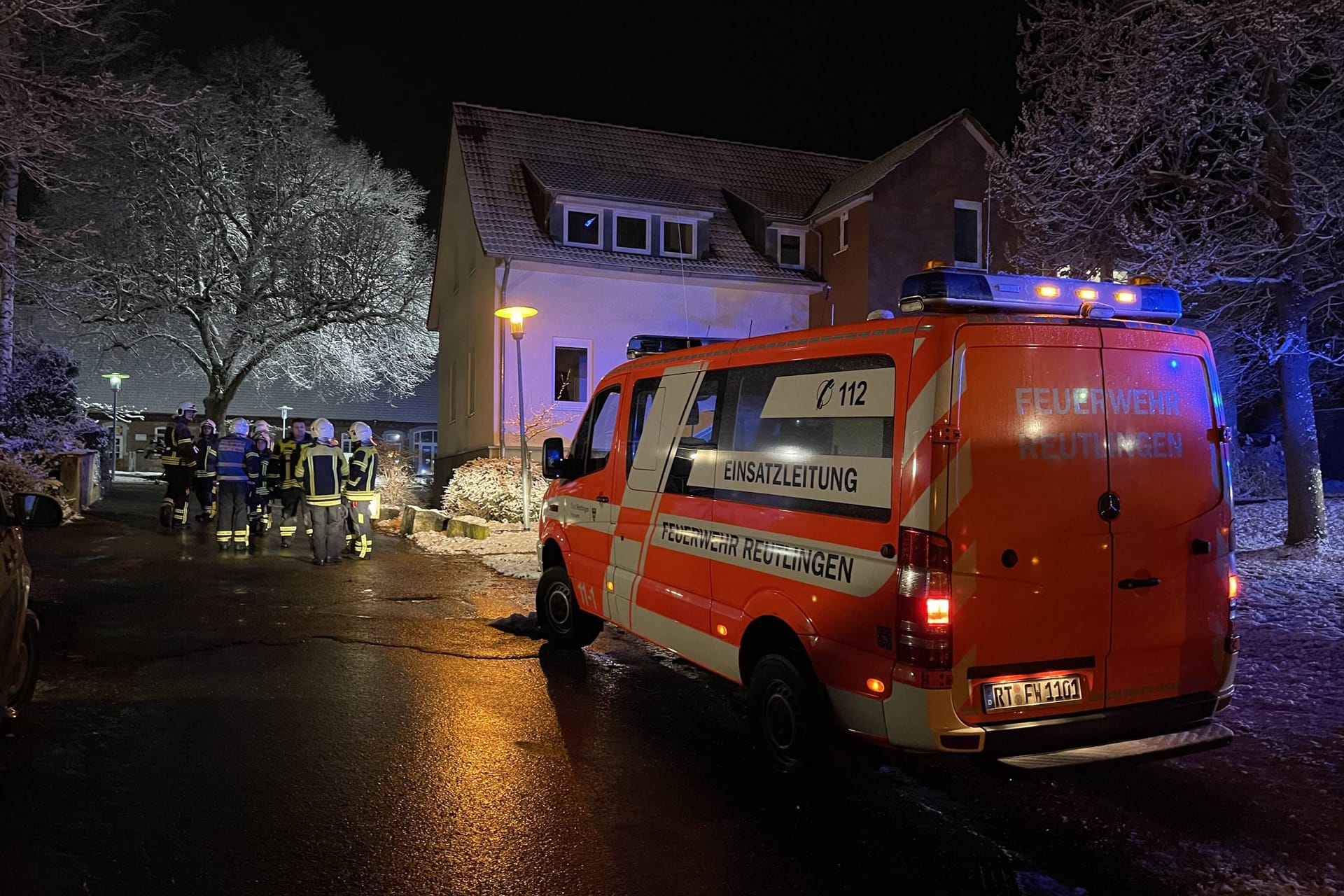 Pflegeheim in Reutlingen am Dienstagabend: Bei dem Brand kamen drei Menschen ums Leben.