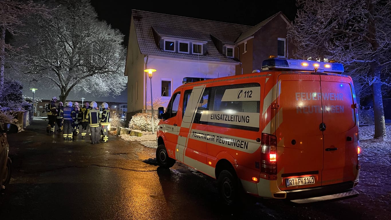 Pflegeheim in Reutlingen am Dienstagabend: Bei dem Brand kamen drei Menschen ums Leben.