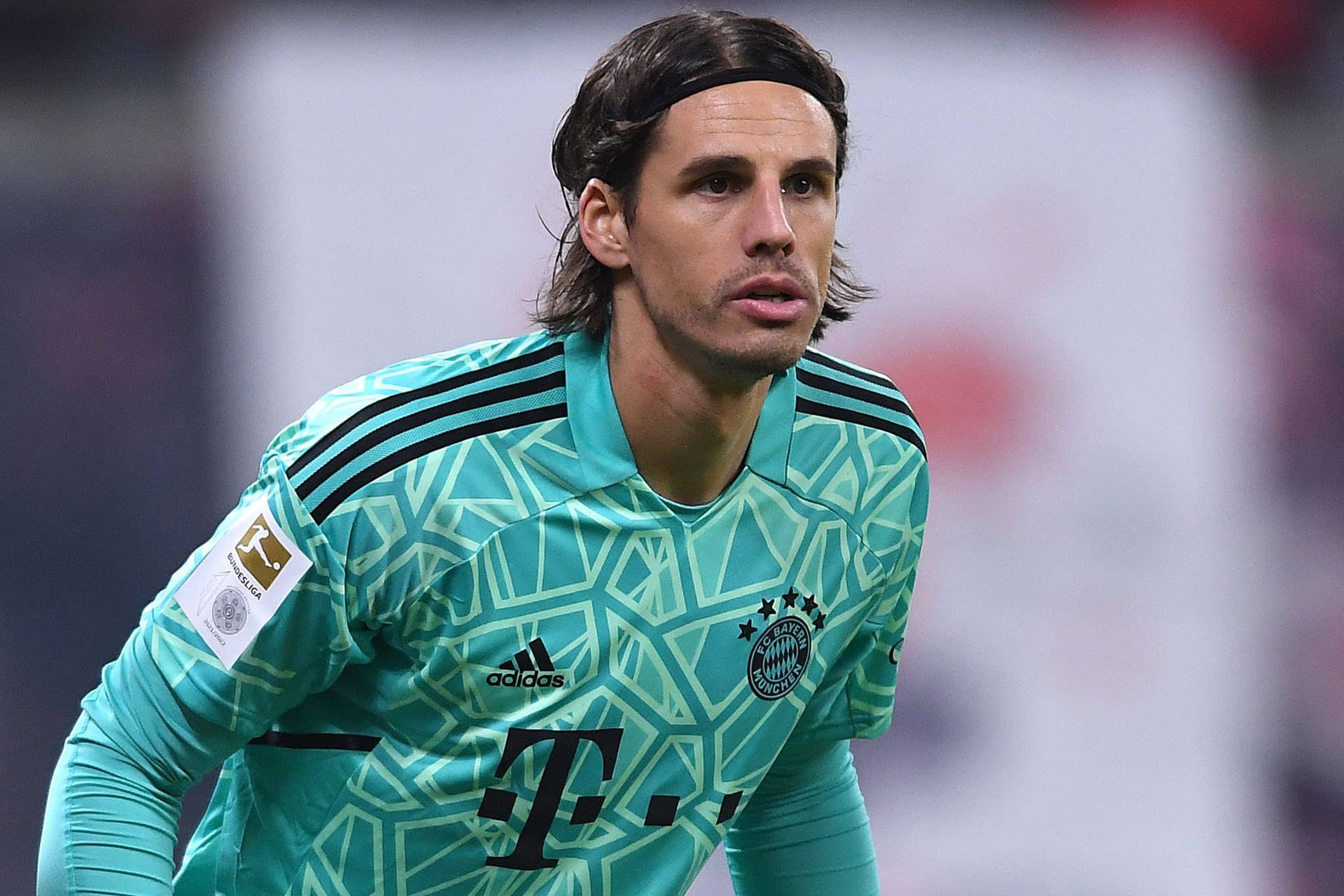 Erster Auftritt im neuen Trikot: Yann Sommer im Bayern-Dress beim Restart gegen RB Leipzig.