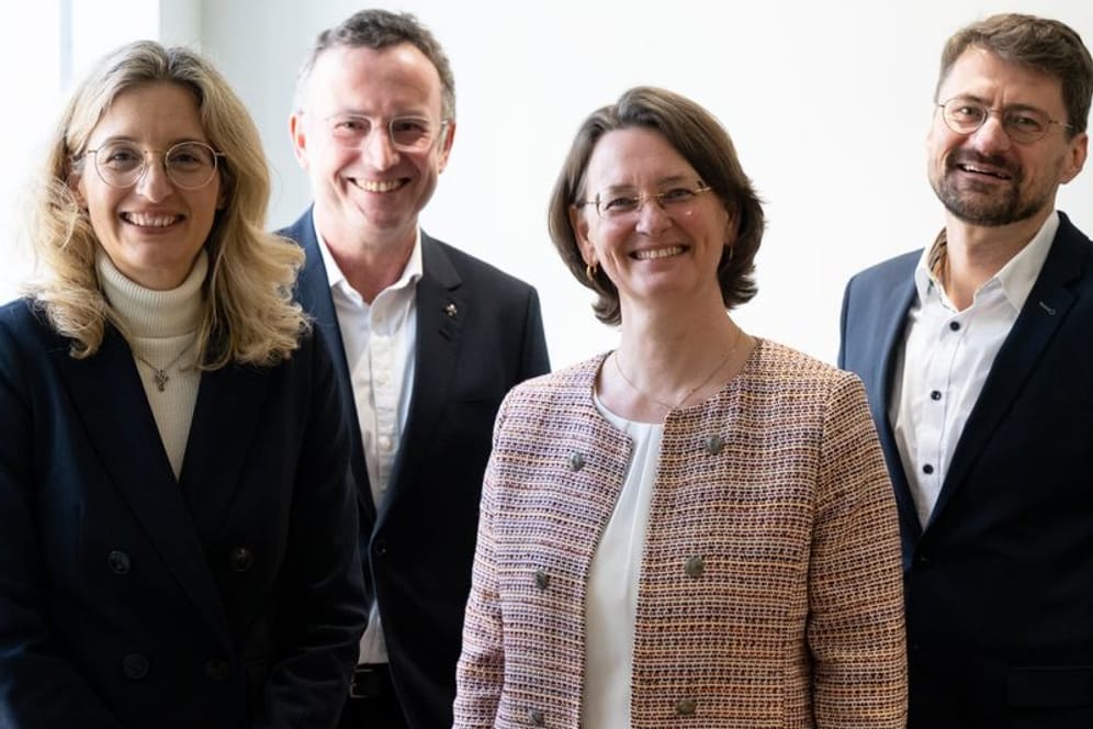 Nina Lubomierski, Christian Kopp, Gabriele Hoerschelmann und Klaus Schlicker (von links): Sie stehen zur Wahl.