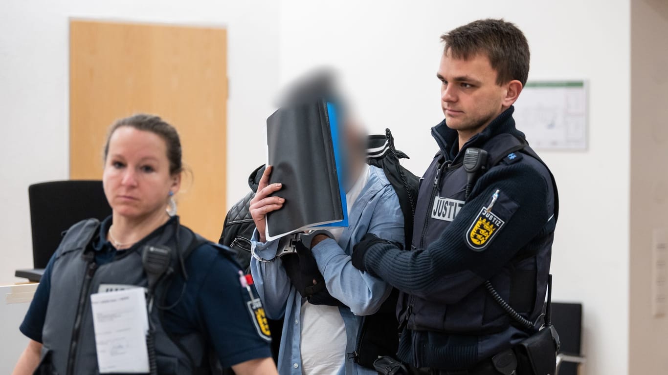 Beginn Prozess gegen einen Mann wegen Vergewaltigung