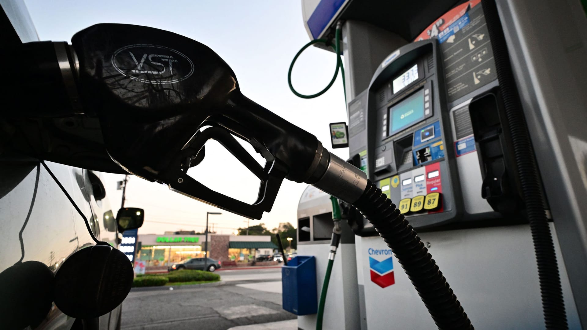 Tankstelle in Oregon (Symbolbild): Ein Tankwart verweigerte einer Frau die Bedienung aus rassistischen Motiven.