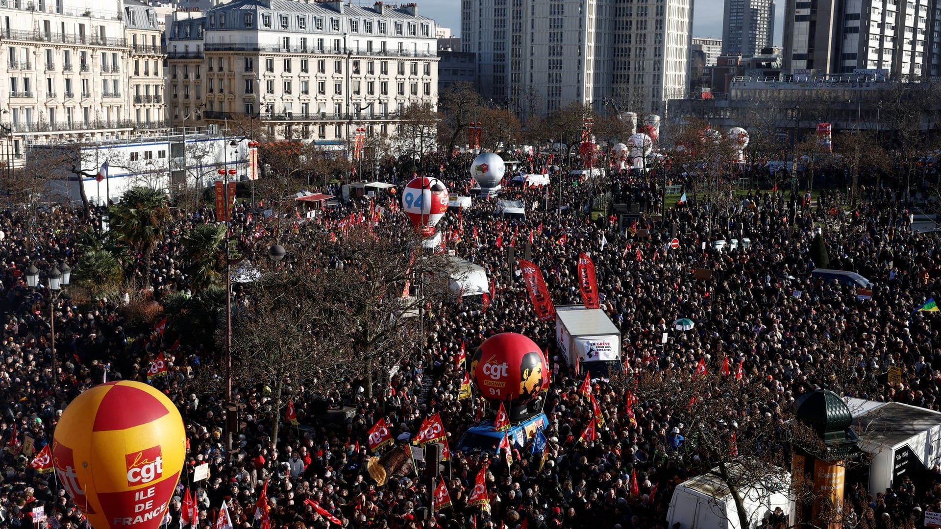 Nationwide strike in France against pension reform