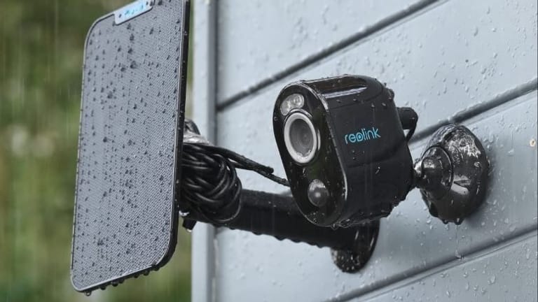 Umweltfreundlich und ohne Stromkosten: Die Testsieger-Überwachungskamera von Reolink ist bei Amazon im Blitzangebot.