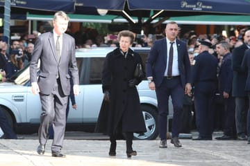 Prinzessin Anne war mit ihrem Ehemann Timothy Laurence bei der Trauerfeier in Athen,