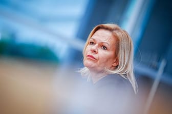 Bundesinnenministerin Nancy Faeser (SPD): Faeser ist für eine Verschärfung des Waffenrechts.