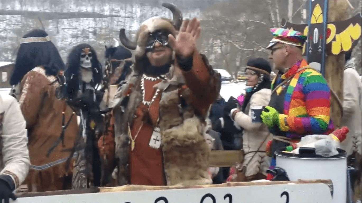 Nach zwei Jahren Corona-Pause konnte die "Schifferfastnacht" in Prossen wieder im Januar stattfinden: ein skandalträchtiges Comeback.