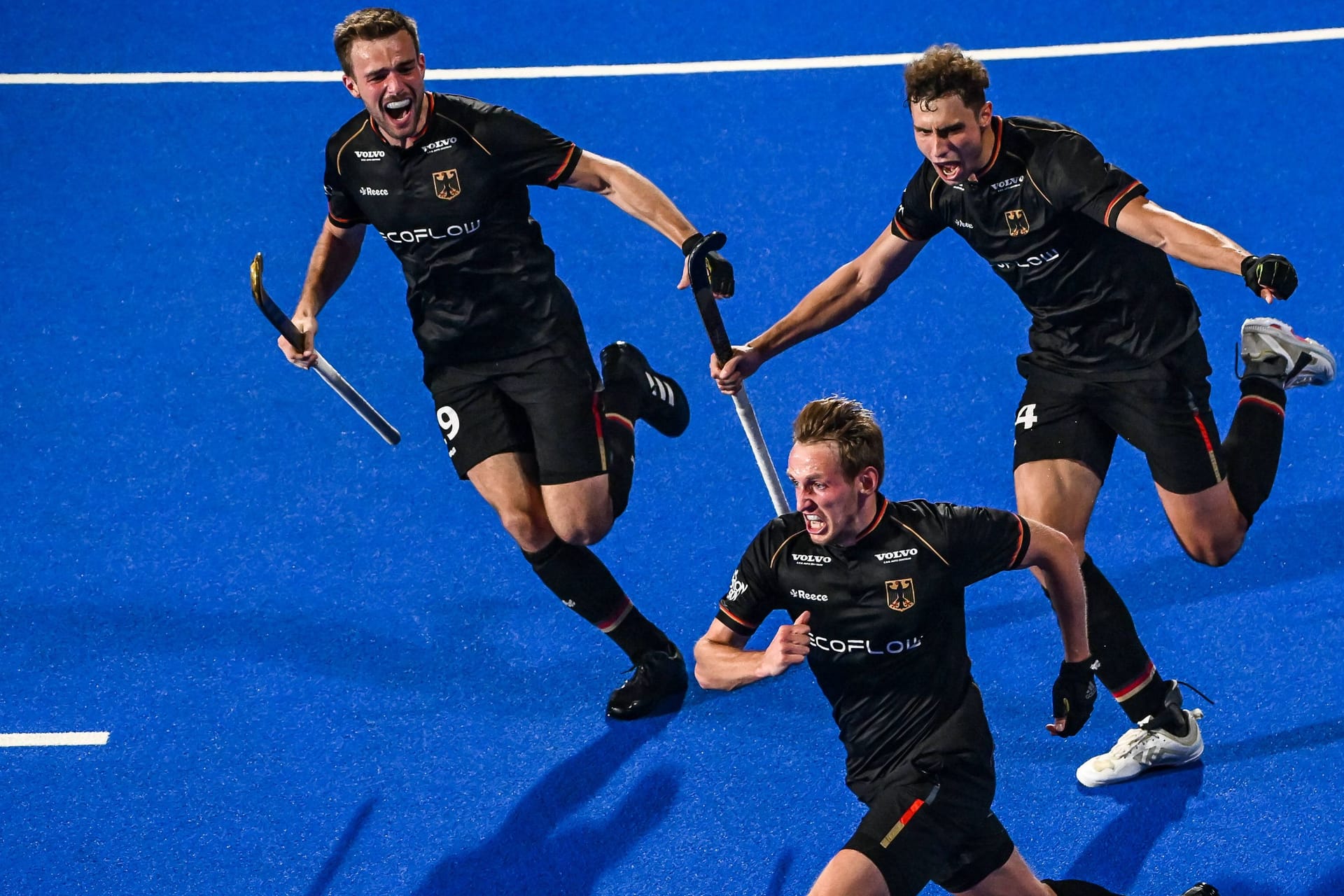 Jubel bei den deutschen Feldhockey-Spielern: Das Team steht im Finale der WM.