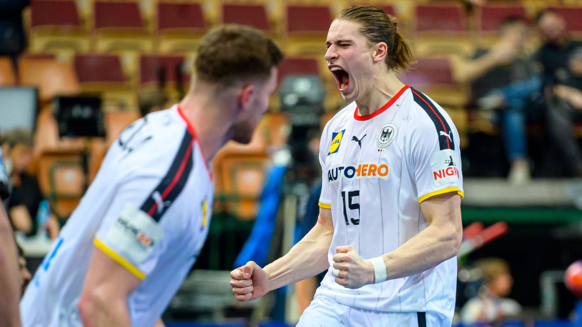 Souveräne erste, wackelige zweite Hälfte: So lässt sich Deutschlands Auftakt in die Handball-WM in Polen zusammenfassen. Dass es gegen Katar am Ende dennoch zu einem ungefährdeten Sieg reichte, verdankt die DHB-Auswahl vor allem zwei herausragenden Akteuren. Die Einzelkritik.