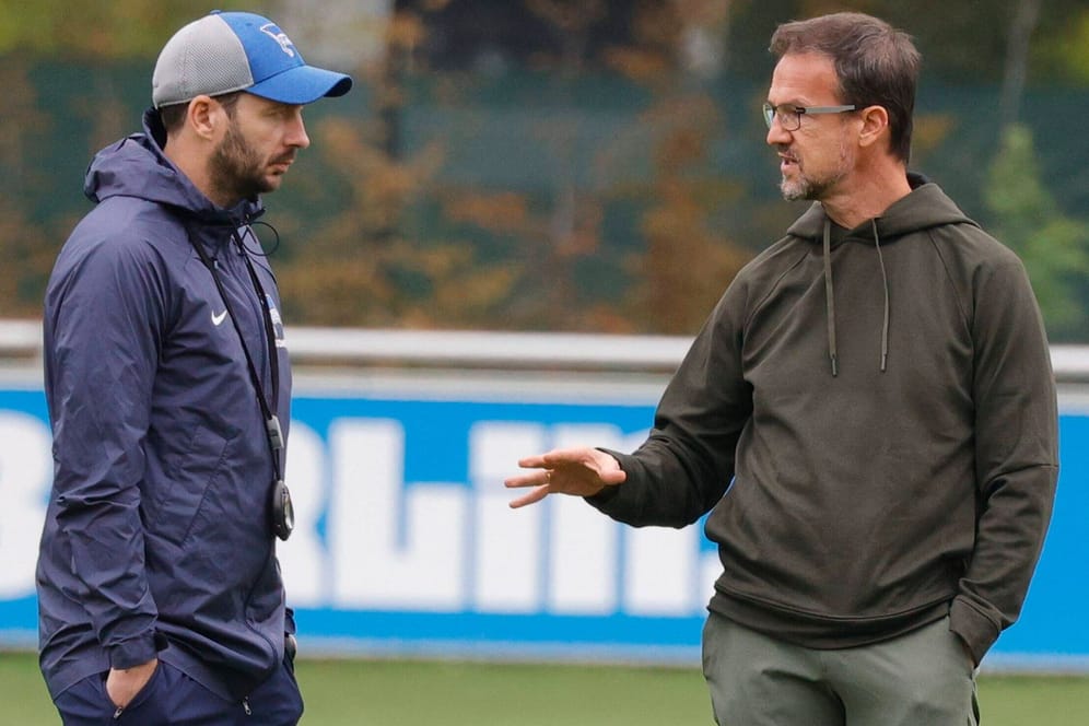 Duo gesprengt: Hertha-Trainer Schwarz muss künftig ohne Sportvorstand Fredi Bobic auskommen.