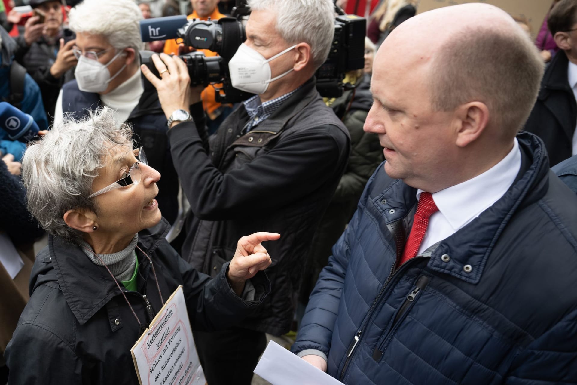 Demonstration für Erhalt des Fechenheimer Waldes