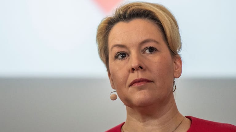 Franziska Giffey (SPD) bereitet ihre Partei auf die Wiederholung der Wahl in Berlin vor.