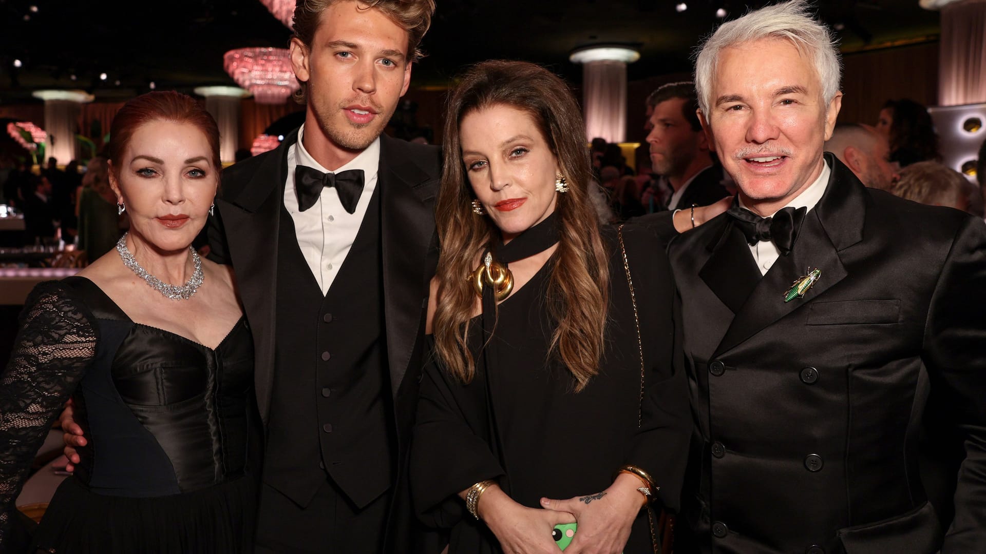 Priscilla Presley, Austin Butler, Lisa Marie Presley und Baz Luhrmann bei den Golden Globes