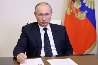 Wladimir Putin: Er macht die Ukraine für die jüngste Verschärfung der Kämpfe verantwortlich.