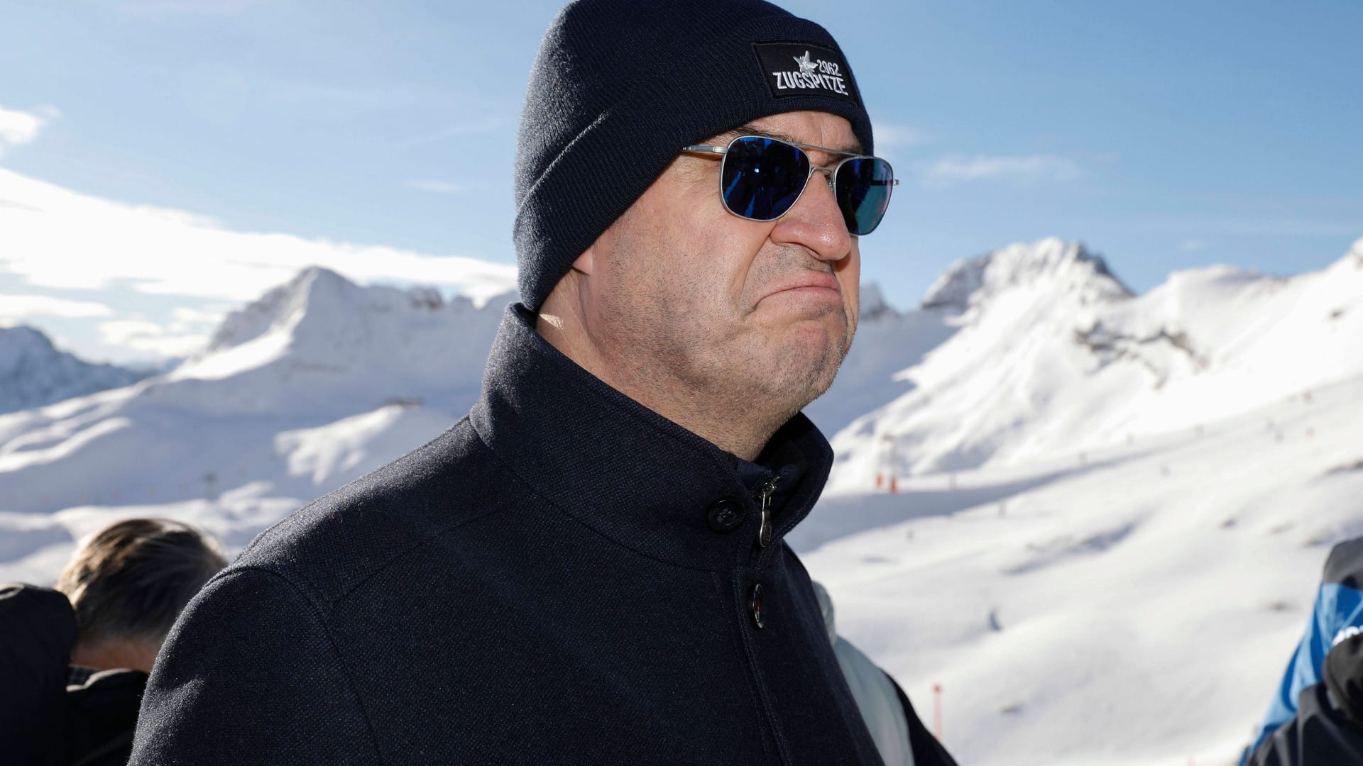 Markus Söder bei einem Pressetermin zum Thema Sicherer Wintersport in den Bergen auf der Zugspitze.