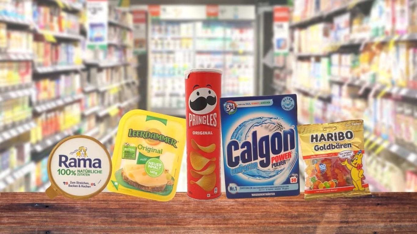 Das waren die Kandidaten für die "Mogelpackung des Jahres 2022": "Rama"-Margarine, "Leerdammer"-Käse, "Pringles"-Chips, Wasserenthärter von "Calgon" und Haribo-Gummitierchen (v.l.n.r.).