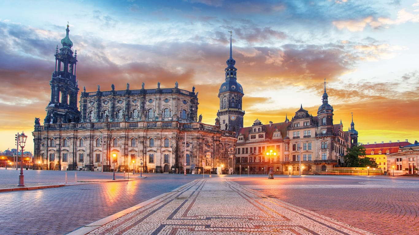 Mit unserem heutigen Deal des Tages reisen Sie für kleines Geld nach Dresden.