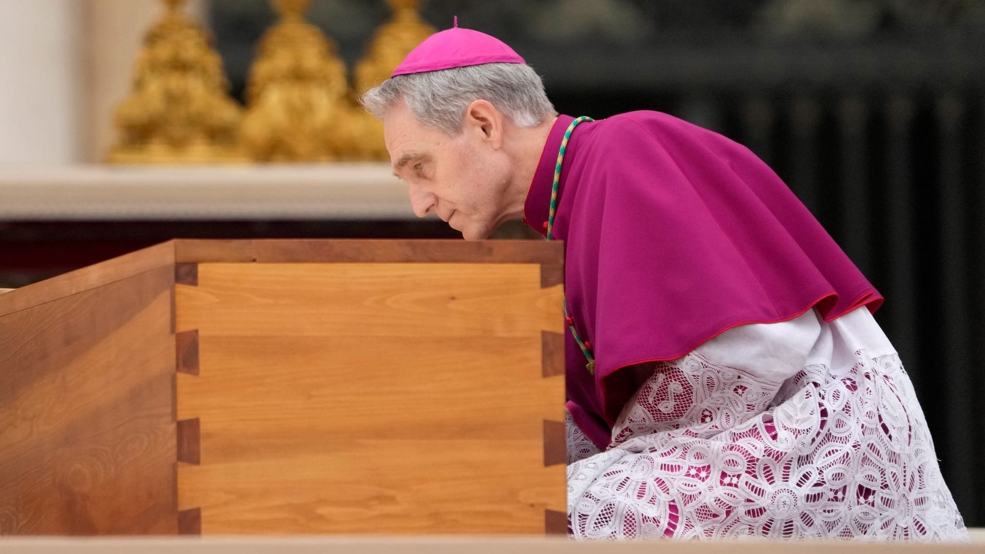 Emeritierter Papst Benedikt XVI. gestorben - Trauermesse