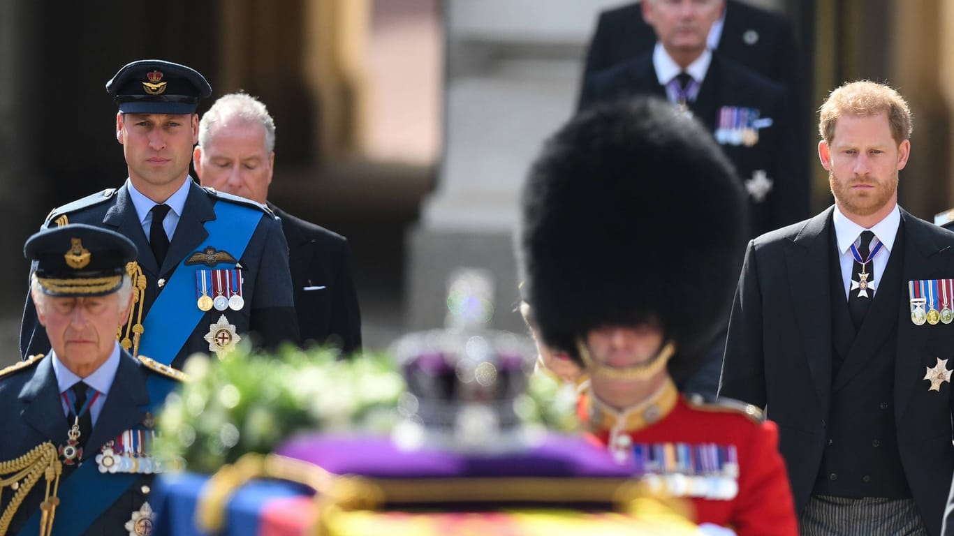König Charles, Prinz William und Prinz Harry am 14. September 2022: Hier, bei der Beerdigung der Queen, sahen die drei einander zuletzt.