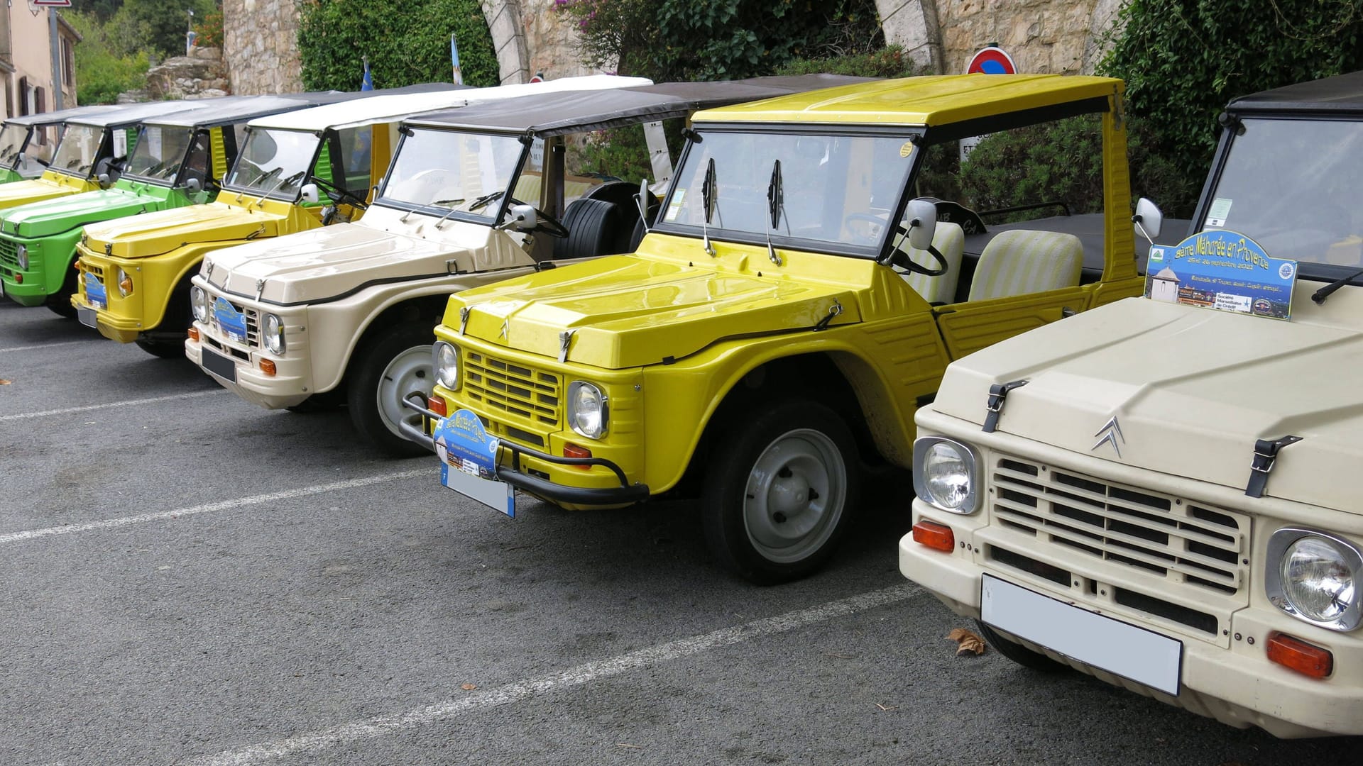 Ein Nachfahre der berühmten Ente (Citroen 2CV): Der Mehari macht auch heute noch gute Laune.