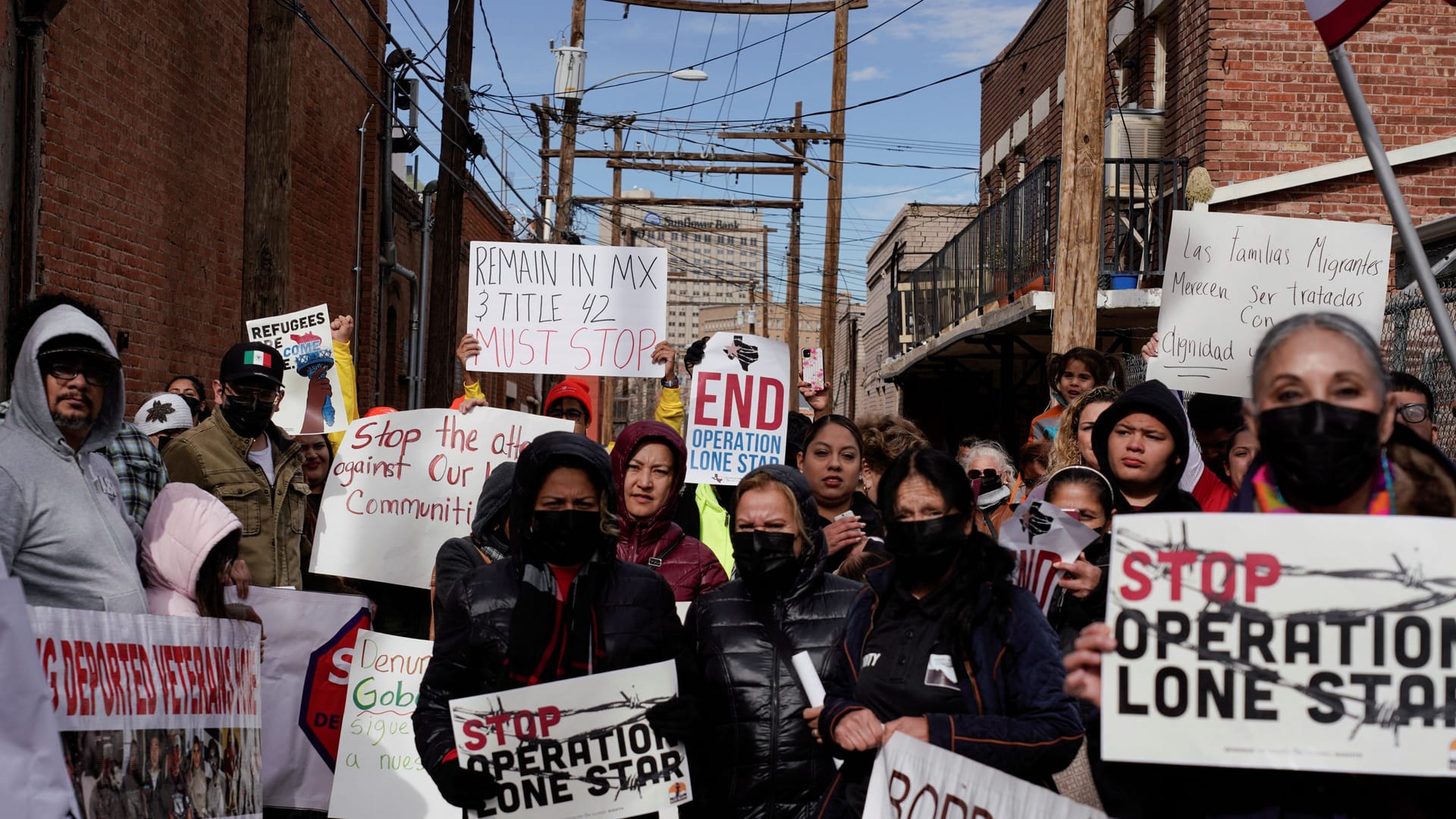 Demonstranten in El Paso, Texas: Sie fordern das Ende des "Title 42".