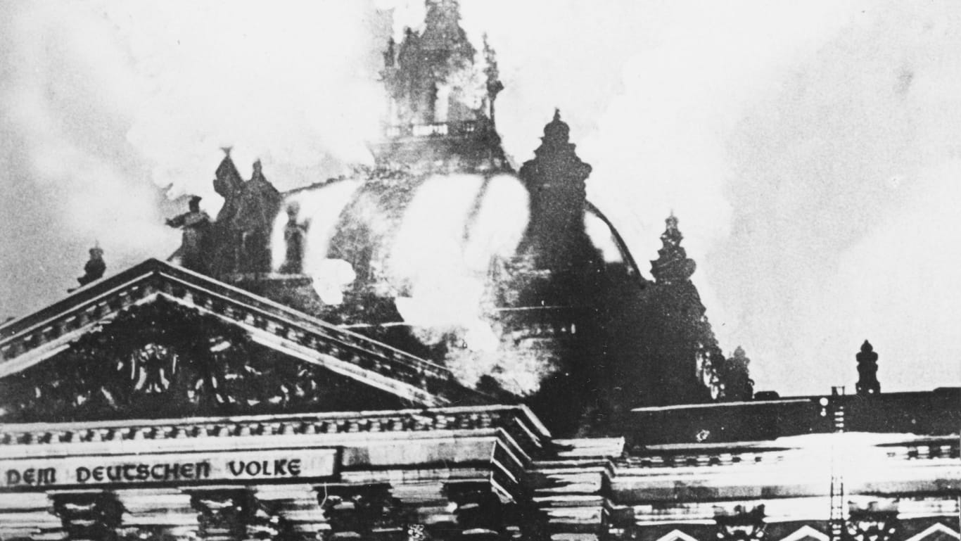 Berlin: In der Nacht vom 27. auf den 28. Februar 1933 brannt der Reichstag.