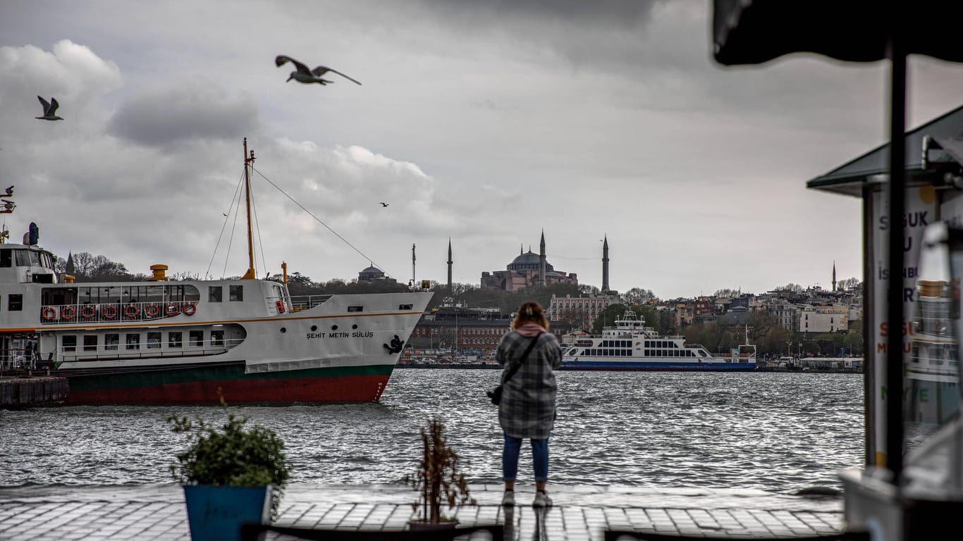 Istanbul: Im Falle eines Erdbebens würde auch der Meeresspiegel zeitweise ansteigen.