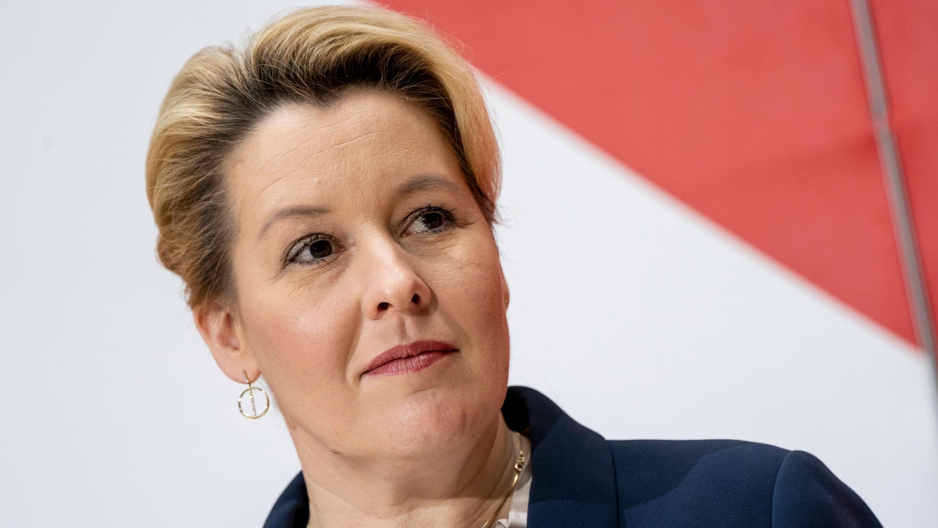 Franziska Giffey (Archivbild): Sie hat sich t-online gegenüber zur Wahl und dem Post-Streik geäußert.