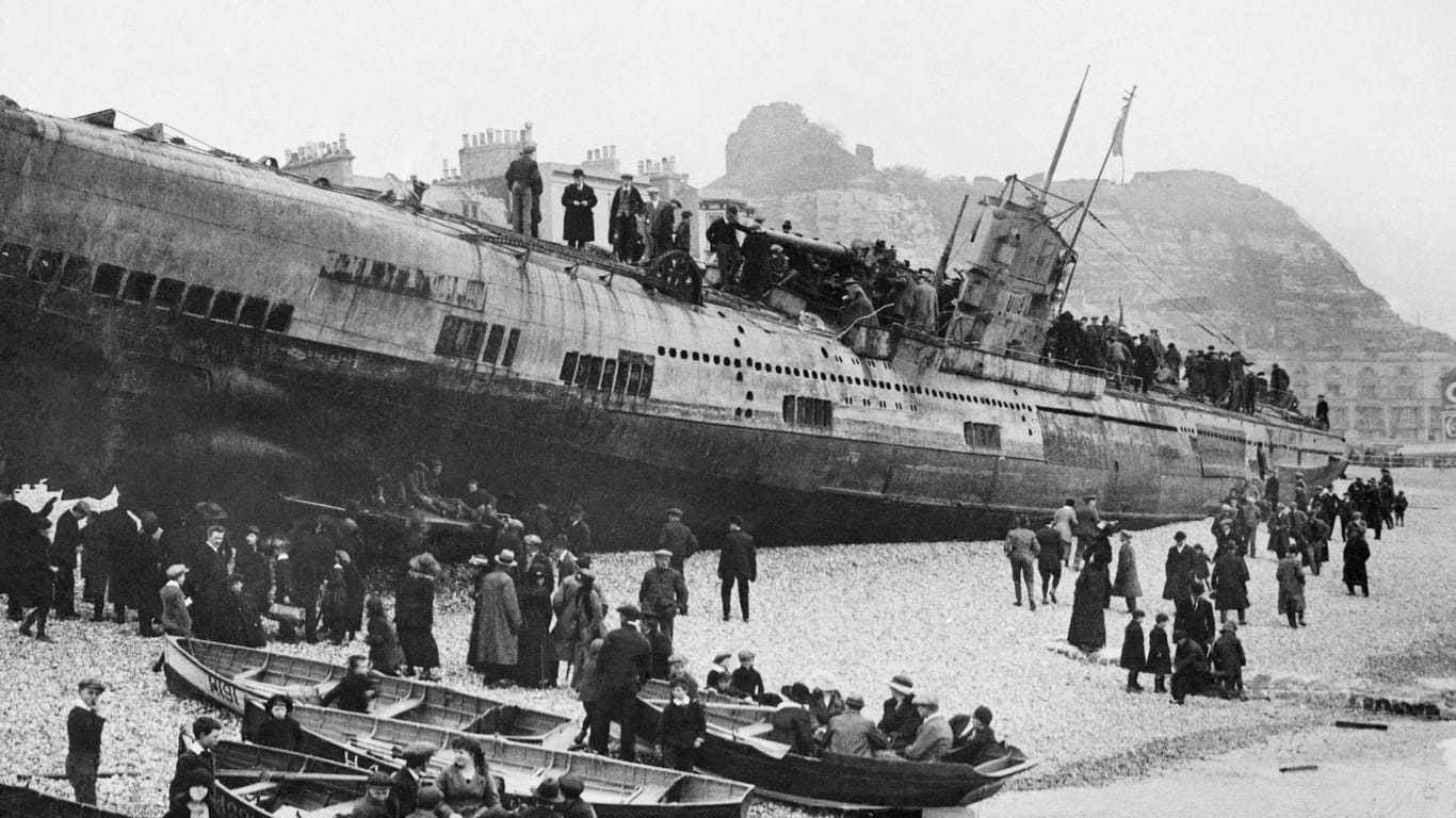 1919: Als ein U-Boot an den Strand trieb