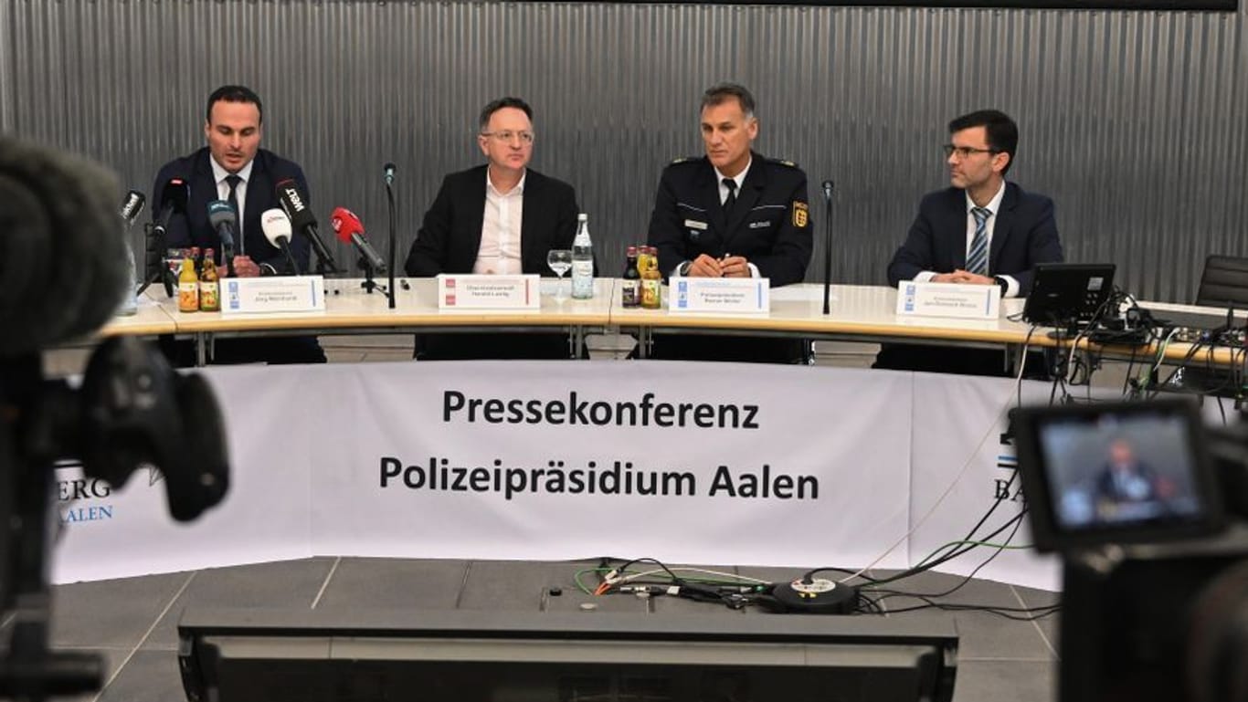 Pressekonferenz zu Serienmorden in Schwäbisch Hall