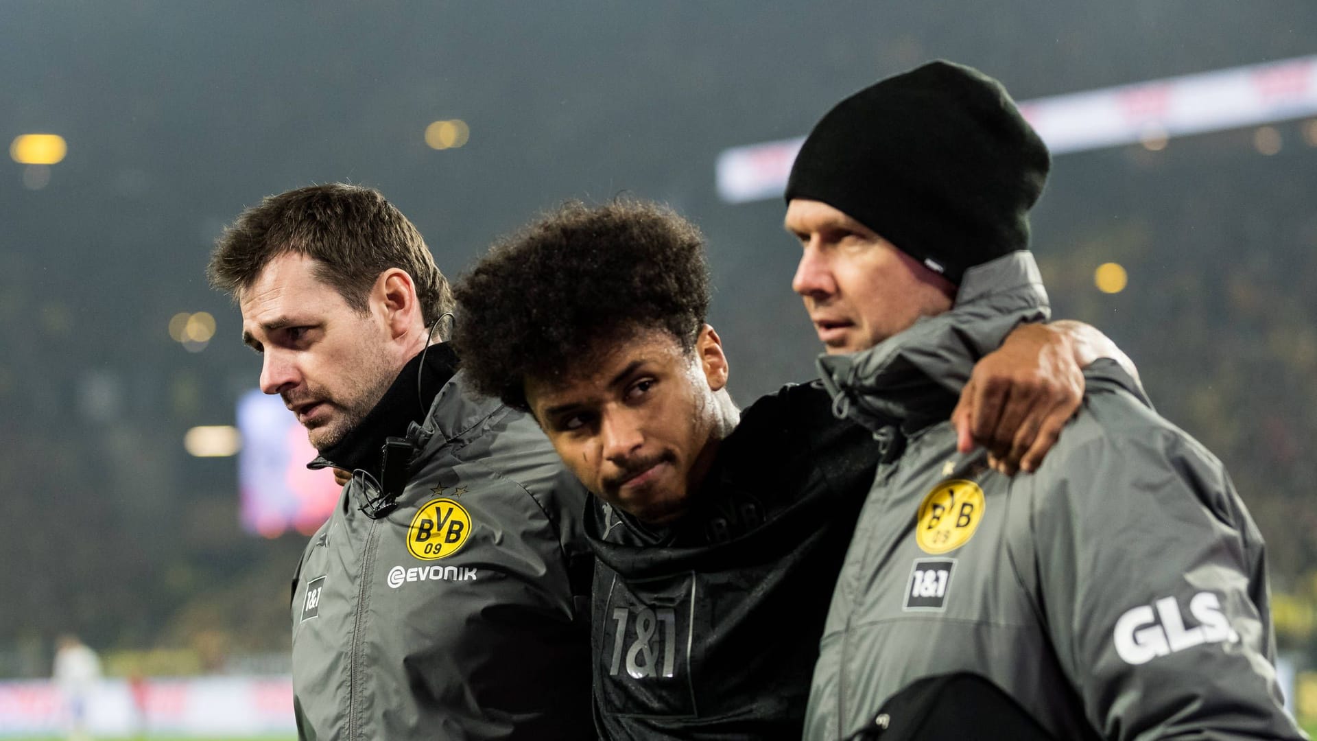 Karim Adeyemi (m.): Er hatte am Sonntag unfreiwillig früh Feierabend. Karim Adeyemi (m.): Er hatte am Sonntag unfreiwillig früh Feierabend.